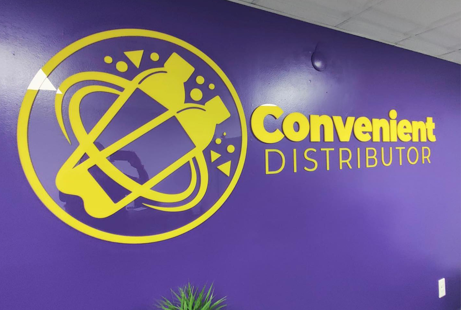 Convenient Distributor